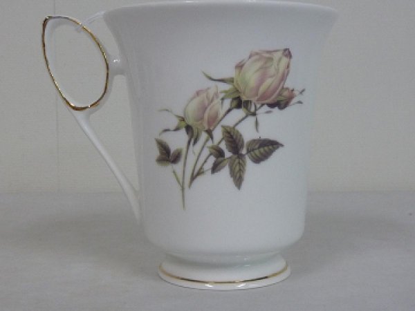 画像2: ROSE　GARDEN　マグカップ　イエローローズ (2)